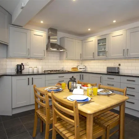 4 Draycott Terrace