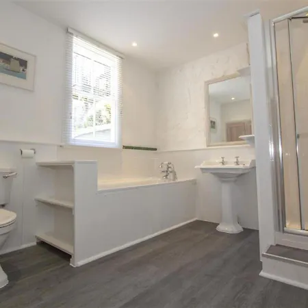 Holiday home 4 Draycott Terrace *