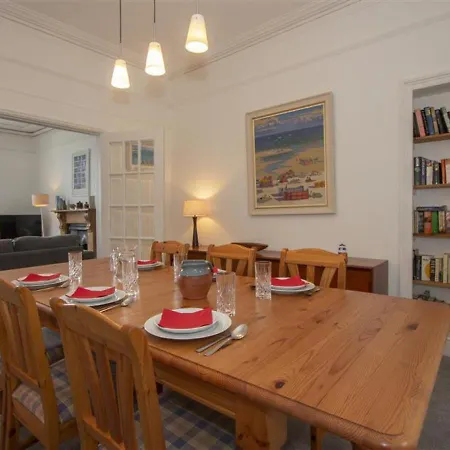 4 Draycott Terrace Holiday home